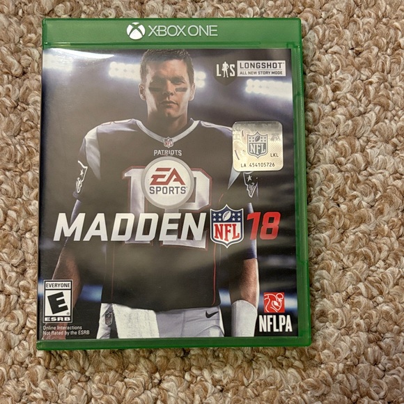 Madden NFL 18 Xbox One - Picture 1 of 4